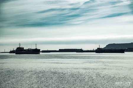 Blue Caspian of the White City - PHOTOREPORT