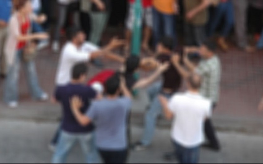 ​Türkiyədə Lokomotiv klubunun azarkeşi bıçaqlanıb