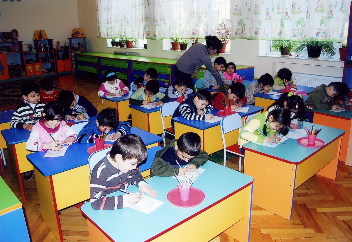 Azərbaycanda uşaqların məktəbəqədər təhsildən kənarda qalmasının səbəbləri açıqlanıb