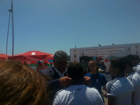 Böyük Zirə adasından Dənizkənarı Milli Parkadək üzgüçülük estafeti keçirilib