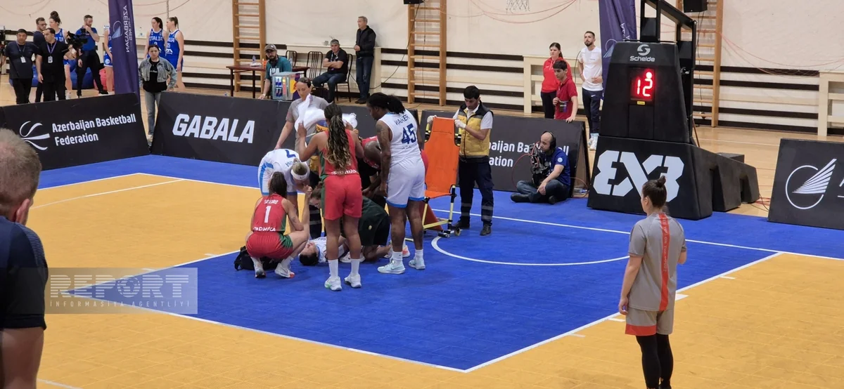 Azərbaycanın qadın basketbolçusu oyunda ciddi zədə alıb