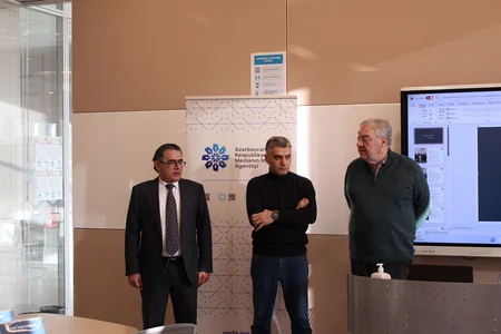 “Rəqəmsal jurnalistika” təlimlərinə başlanılıb
