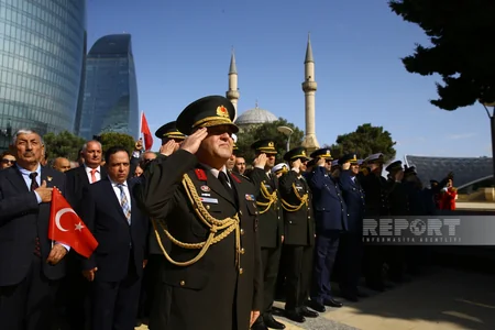 Türkiyə səfiri: Azərbaycanın dörd bir tərəfində dəfn edilmiş yüzlərlə şəhidimiz qardaşlığımızın dərin tarixini göstərir