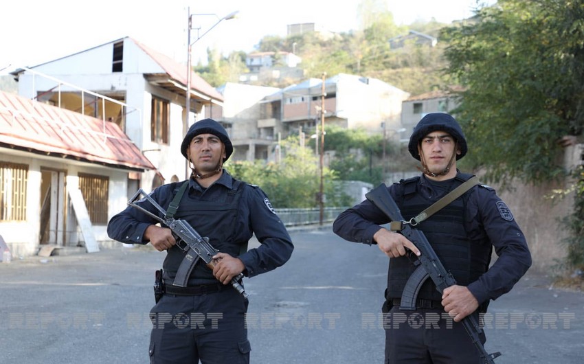 Azərbaycan polisi Laçın şəhərində xidmət başında - FOTOLAR