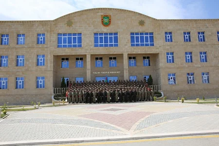 Naxçıvanda qadın hərbi qulluqçular xidmətə başlayıb - VİDEO