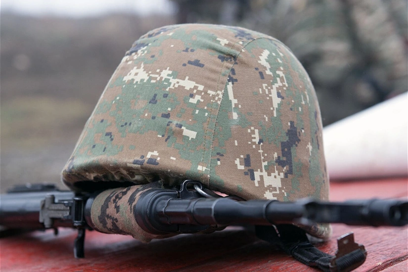 Ermənistanda hərbçinin özünə xəsarət yetirməsi üzrə cinayət işi açılıb - YENİLƏNİB