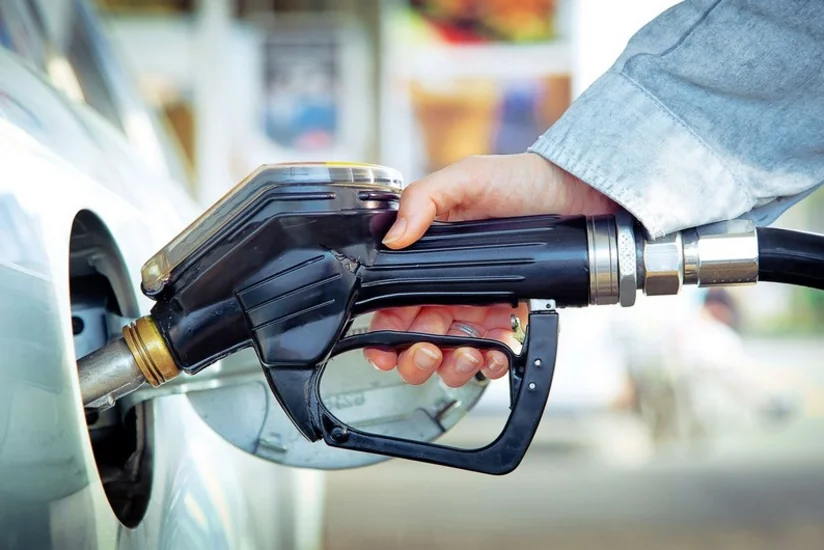 С сегодняшнего дня ввозимый в Азербайджан бензин АИ-92 освобожден от таможенной пошлины