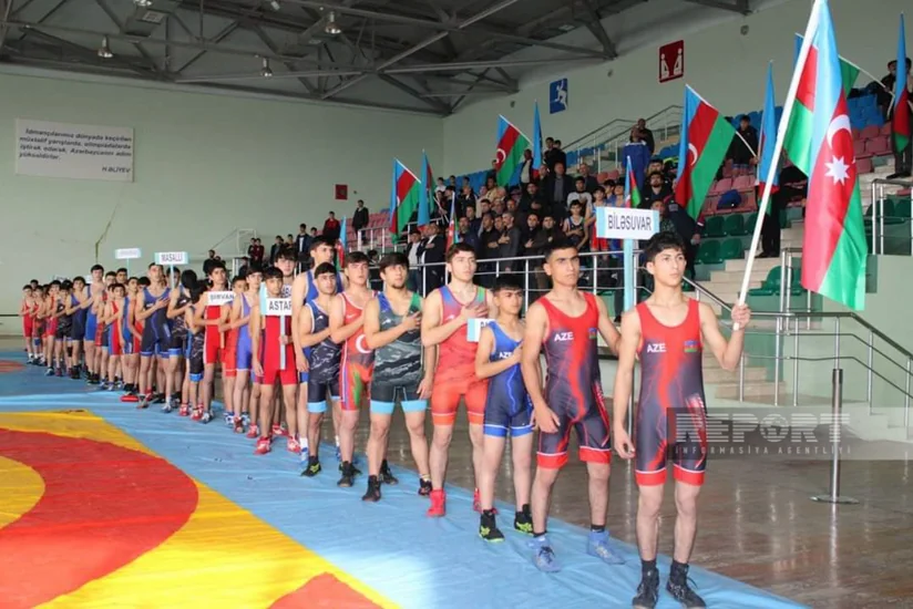 Biləsuvarda Vətən müharibəsi şəhidinin xatirəsinə həsr olunmuş güləş üzrə birincilik keçirilib