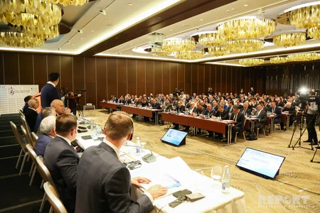 Начал работу Второй международный форум SOCAR Каспий и Центральная Азия - торговля, логистика, нефтепереработка, нефтехимия - ОБНОВЛЕНО