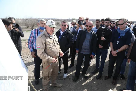 Beynəlxalq konfransın iştirakçıları ANAMA-nın Ağdamdakı regional mobil sahə düşərgəsi ilə tanış olublar