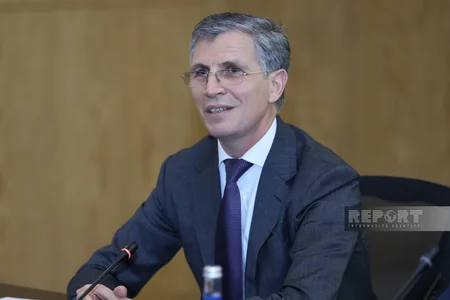 Ənənəvi dəyərlərin və ailə institutunun qorunmasında təhsilin roluna həsr olunan konfrans keçirilib