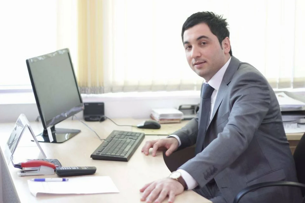 Sumqayıt Şəhər İcra Hakimiyyətində mətbuat katibi təyinatı olub