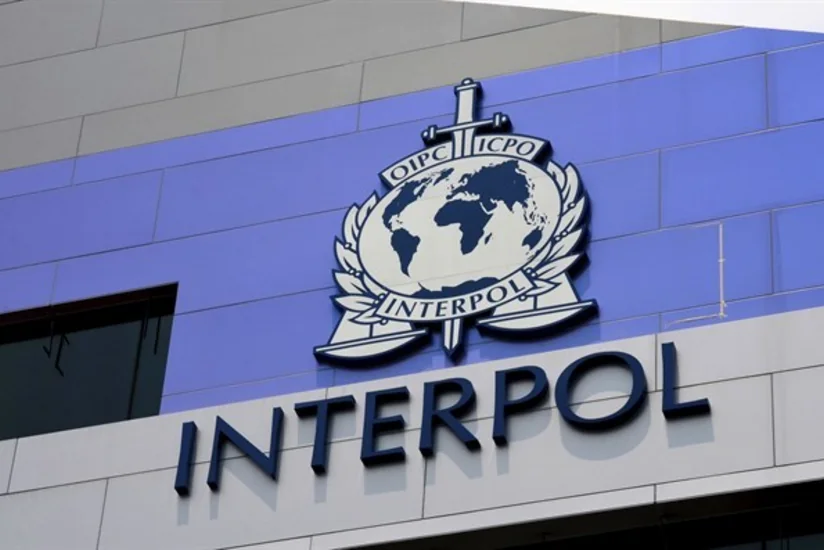 Azərbaycanın “İnterpol” xətti ilə axtarışa verdiyi qadın Türkiyə vətəndaşlığını qəbul edib