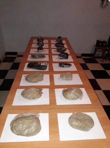 Man smuggling drugs from Iran to Azerbaijan detained, some escaped
