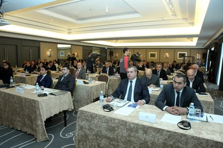Nazir müavini: Muzdla işləyənlərin 47,8 faizini qadınlar təşkil edir