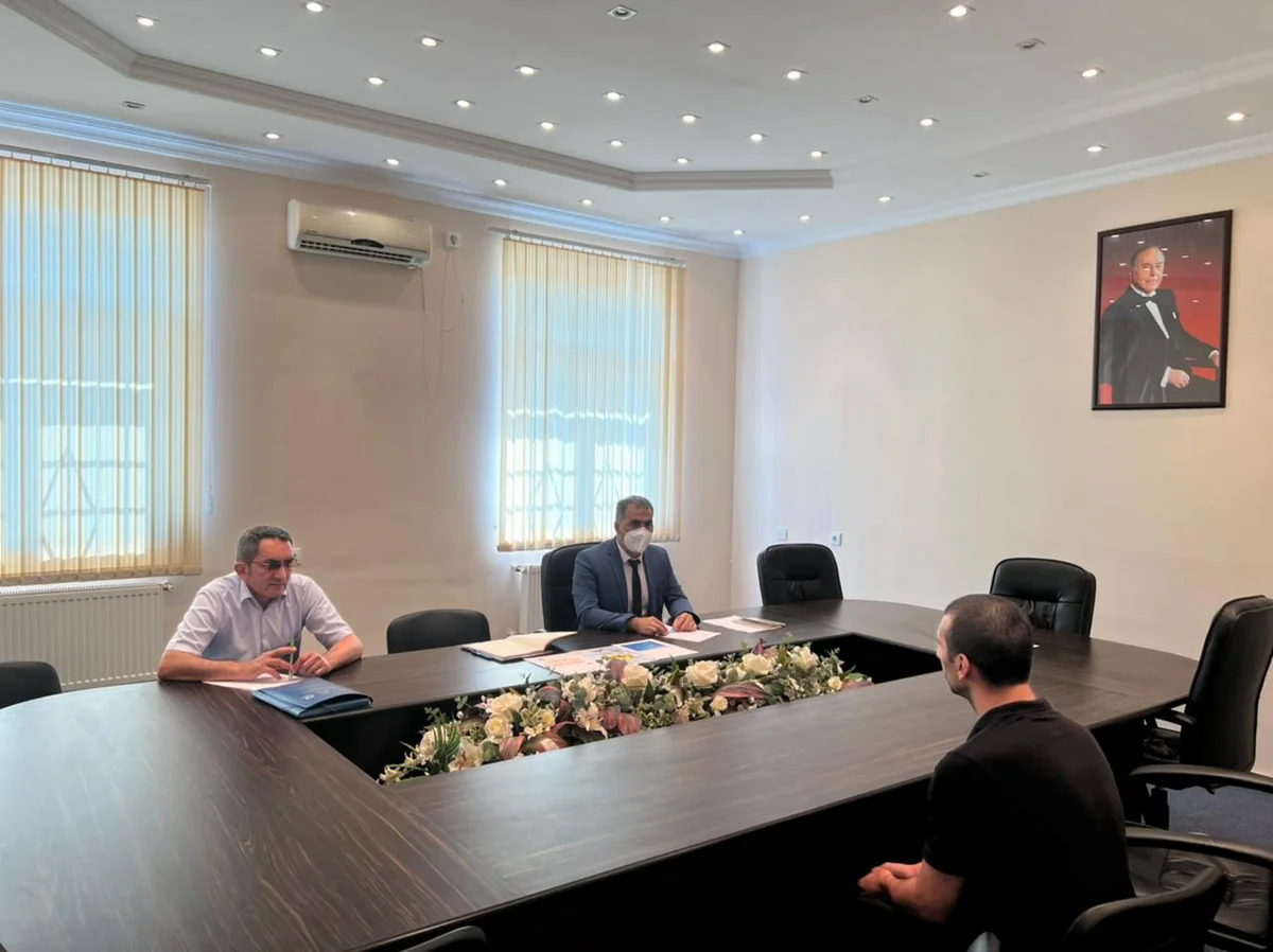 Ombudsmanın nümayəndələri Azərbaycanda məhkum edilmiş Ermənistan vətəndaşları ilə görüşüb