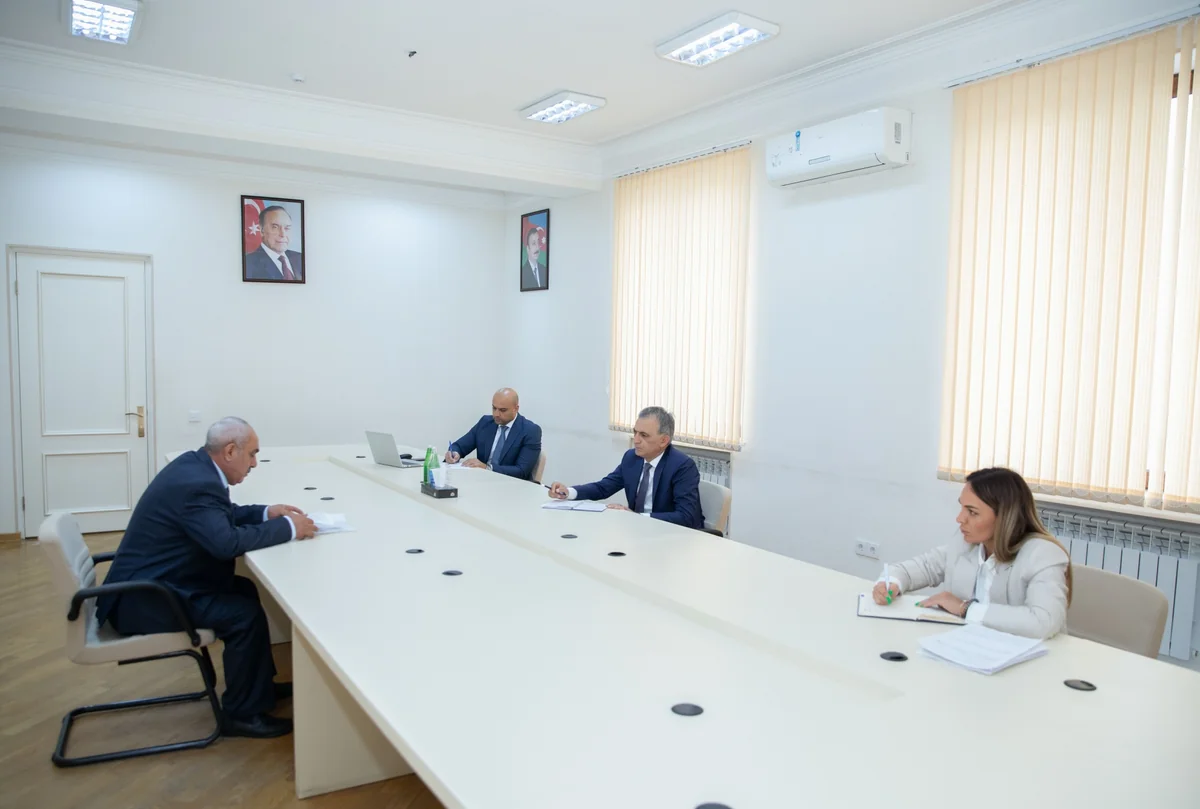“Aqroservis”in sədri Xaçmazda vətəndaşları qəbul edib