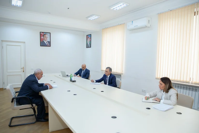 “Aqroservis”in sədri Xaçmazda vətəndaşları qəbul edib