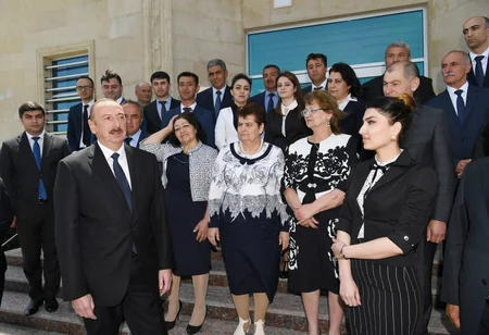 Президент Ильхам Алиев принял участие в церемонии подачи питьевой воды в город Хызы и поселок Алтыагадж