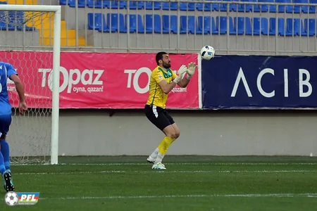 “Neftçi” çempionatın autsayderini darmadağın edib