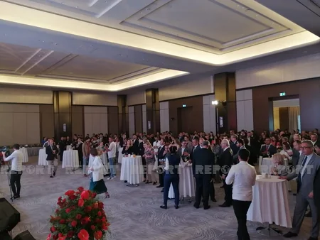 İstanbulda Azərbaycanın Müstəqillik Günü münasibətilə təntənəli mərasim keçirilib