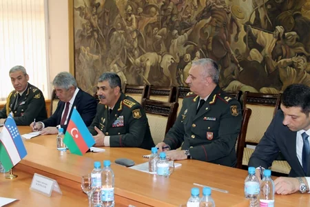 Azerbaijani Defence Minister met with Uzbek counterpart
