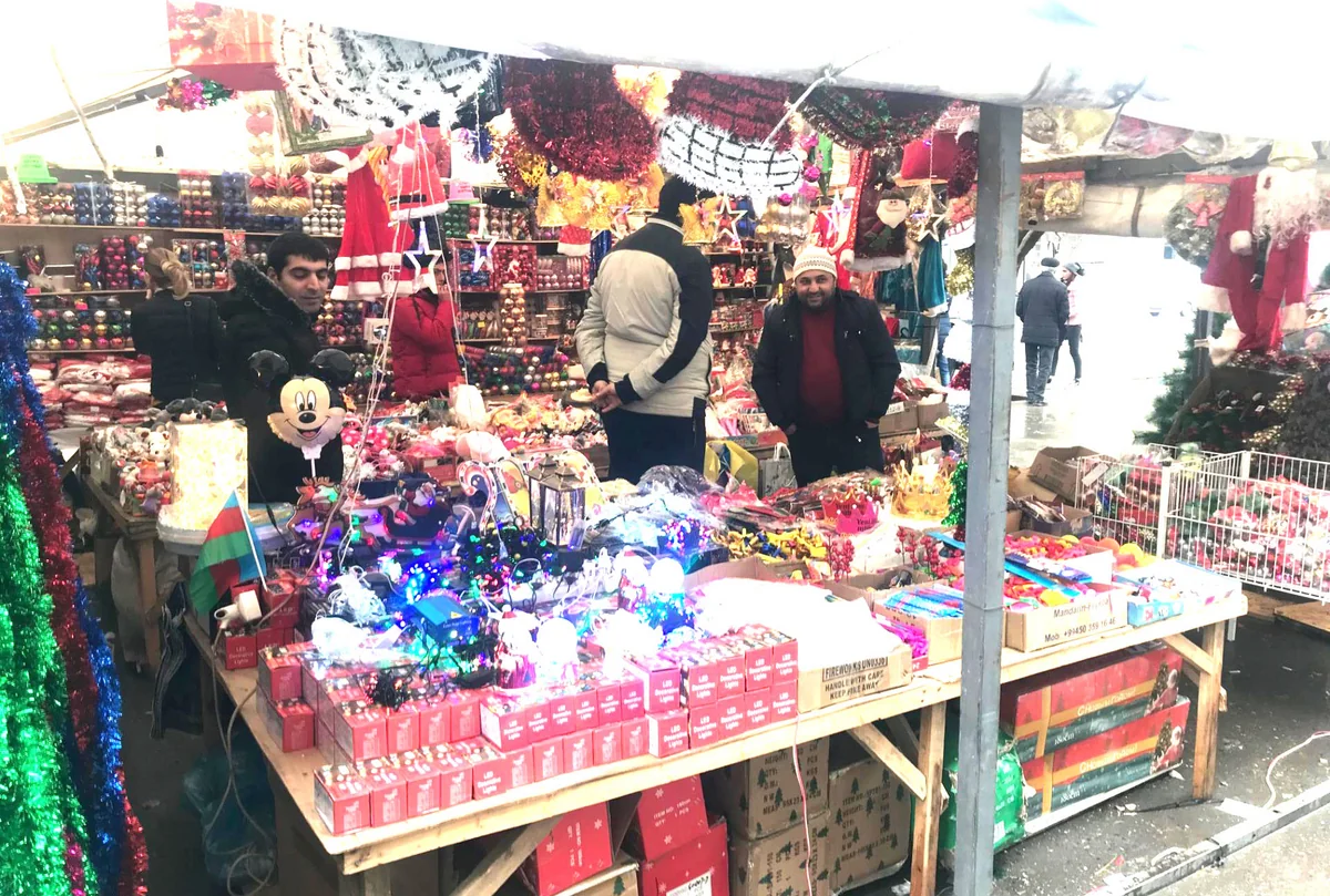 Bakıda Yeni illə bağlı bayram yarmarkaları təşkil edəcək şirkət məlum olub