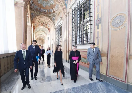Birinci vitse-prezident Mehriban Əliyeva Müqəddəs Taxt-Tacın dövlət katibi kardinal Pietro Parolin ilə görüşüb - ƏLAVƏ OLUNUB
