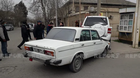 Salyanda iki avtomobil toqquşub