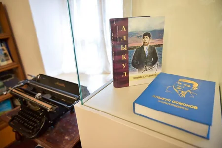 В Бишкеке после реставрации открылся Дом-музей поэта Алыкула Осмонова