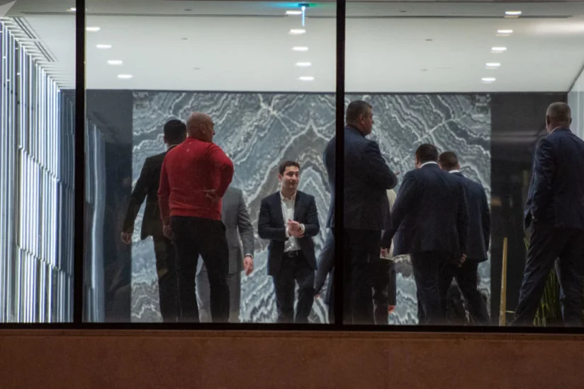 Пашинян в своей резиденции встречается с однопартийцами