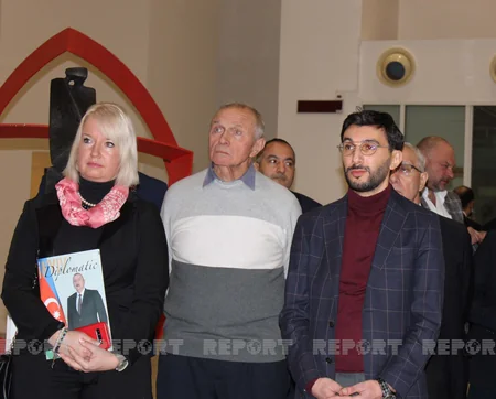 Ukraine's popular diplomatic magazine dedicates next edition to Ilham Aliyev
