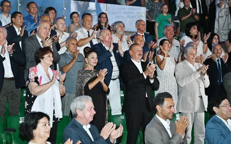 Prezident və birinci xanım Müslüm Maqomayevin xatirəsinə həsr olunan gecədə iştirak edib