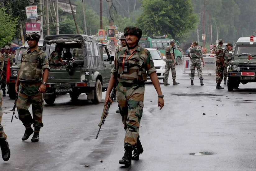 ​Nyu-Dehlidə terror təhlükəsi ilə əlaqədar əlavə təhlükəsizlik tədbirləri görülüb