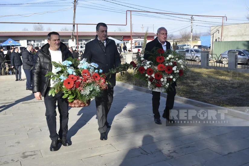 Azərbaycanın Gürcüstandakı səfiri 20 Yanvar şəhidinin ailəsi ilə görüşüb