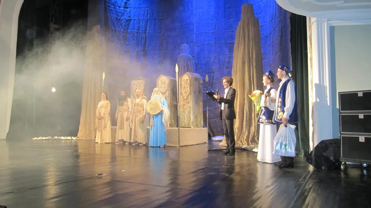 Milli Dram Teatrının tamaşası Kazanda 3 mükafata layiq görülüb