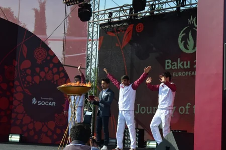 Samux birinci Avropa Oyunlarının məşəl estafetini qəbul edib - FOTO