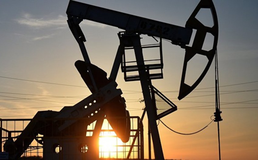 WTI markalı neft 5 faiz bahalaşıb