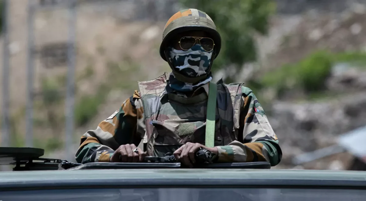 На базе ВВС Индии произошли два взрыва