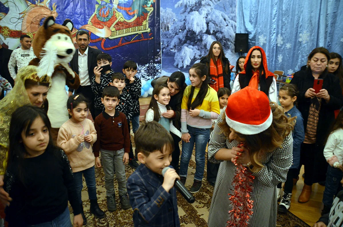 Şəhid və hərbçi ailələrinin uşaqları üçün bayram tədbiri keçirilib