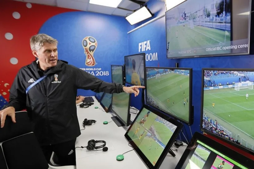 UEFA Hakimlər Komitəsinin sədri: Qərarı harada oturduğu bəlli olmayan birinin qəbul etməsini istəmirik