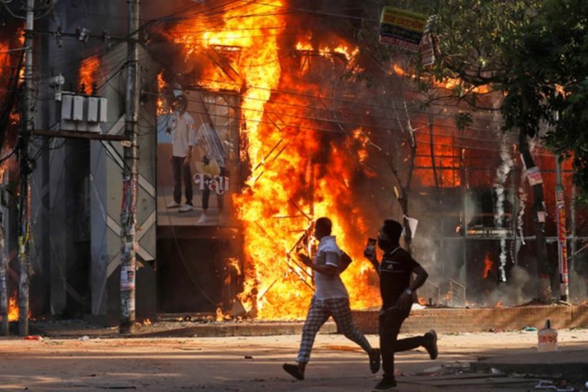 Banqladeşdə iğtişaşlar zamanı ən azı 300 nəfər ölüb
