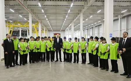 President Ilham Aliyev inspects operations of horticulture and cold storage complex in Gusar District