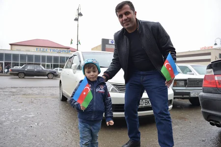 Parlament jurnalistləri Şimal bölgəsində bayraq aksiyası keçiriblər