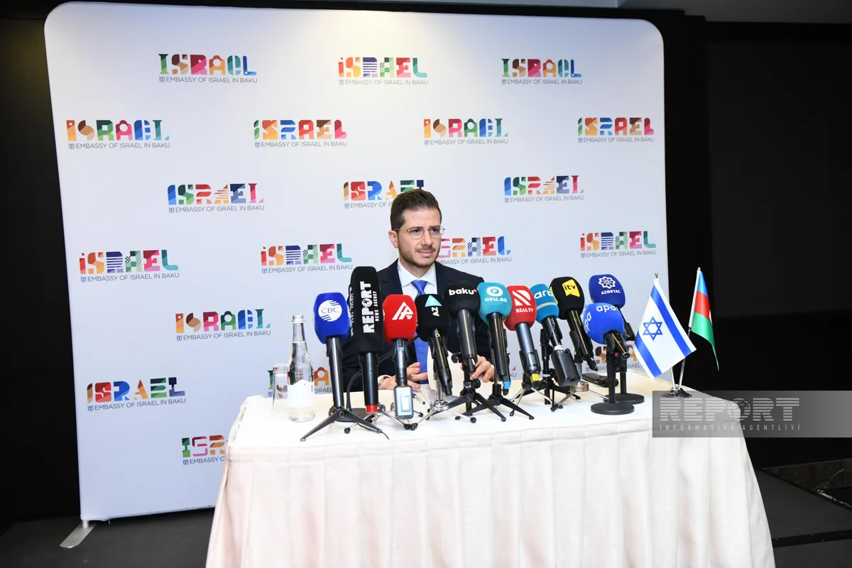 İsrail səfiri: Bakıda yəhudilər özlərini Parisdən daha təhlükəsiz hiss edirlər