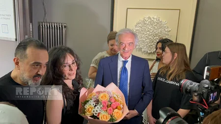 Moskvada azərbaycanlı rəssam Qama Məlikovanın sərgisi açılıb