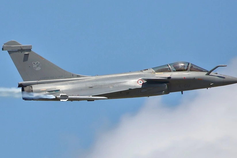 France to supply fighters and helicopters to UAE