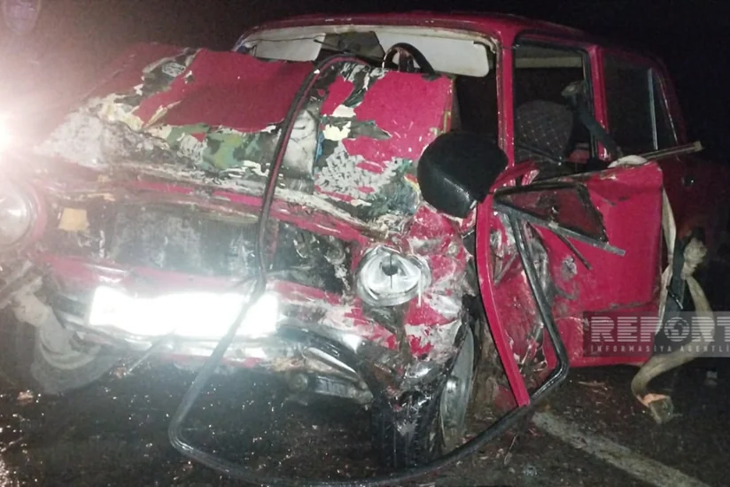 Kürdəmirdə ağır yol qəzası baş verib, xəsarət alanlar var