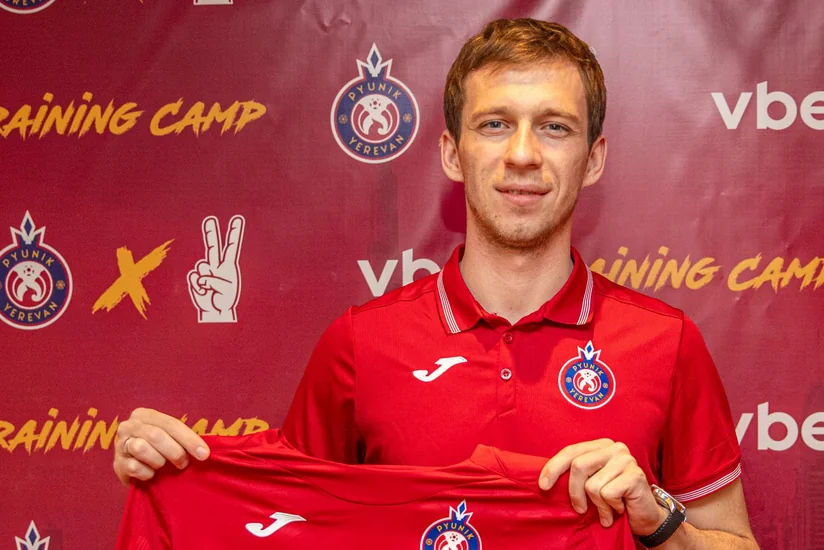 Azərbaycanda oynamış futbolçu Pünikə keçib