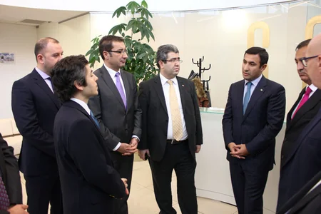 ​Türkiyə səfiri SOCAR-ın Rumıniya nümayəndəliyində olub